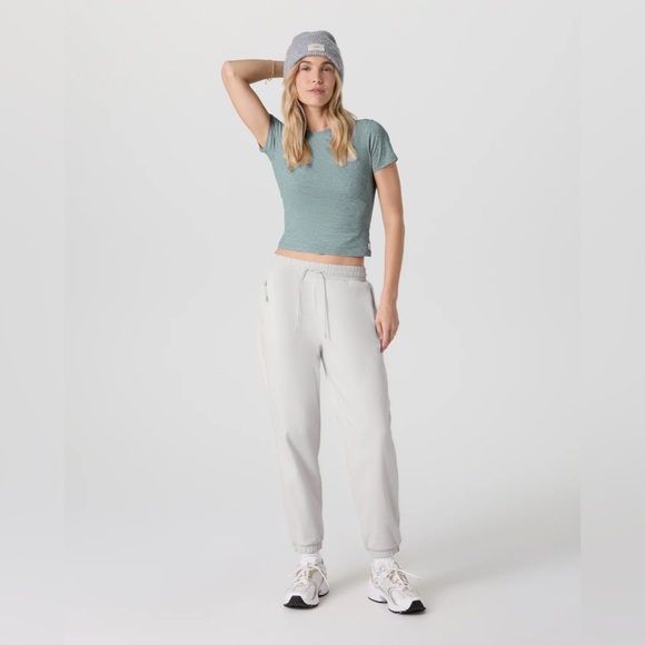 Vuori Aspen Jogger | Salt | M - Picture 2 of 9